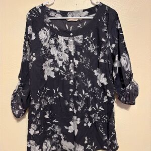 Soft Surroundings Floral Tunic Blouse Womens Large Black White Roll Tab